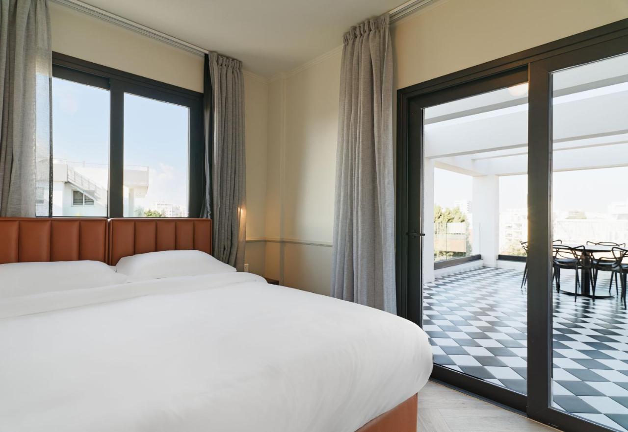 Liv The City Suites Adults Only Larnaca Ngoại thất bức ảnh
