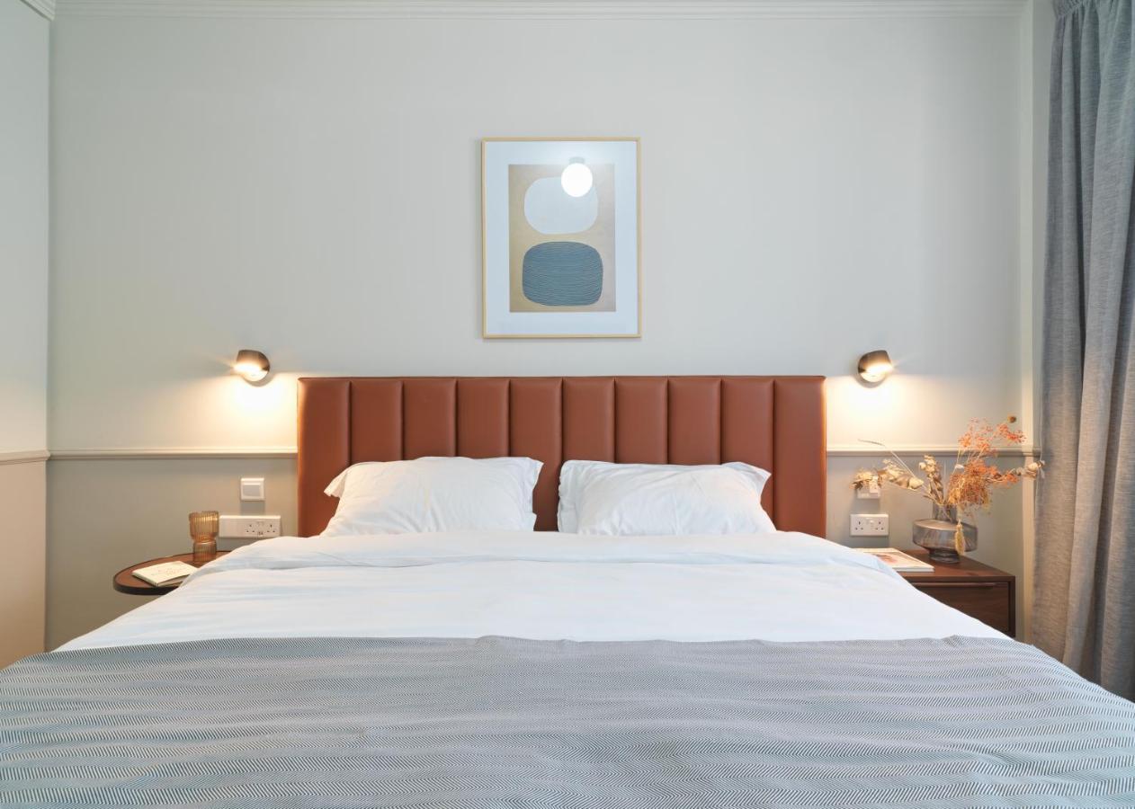 Liv The City Suites Adults Only Larnaca Ngoại thất bức ảnh